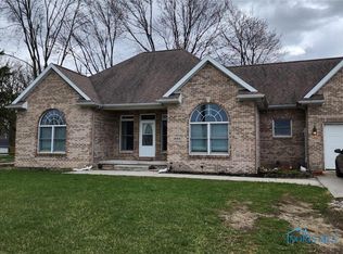 1683 Latcha Rd, Millbury, OH 43447