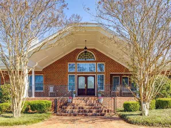 1775 N Kings Hwy, Sumter, SC 29154