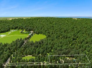 129 Clay Pit Rd, Sag Harbor, NY 11963