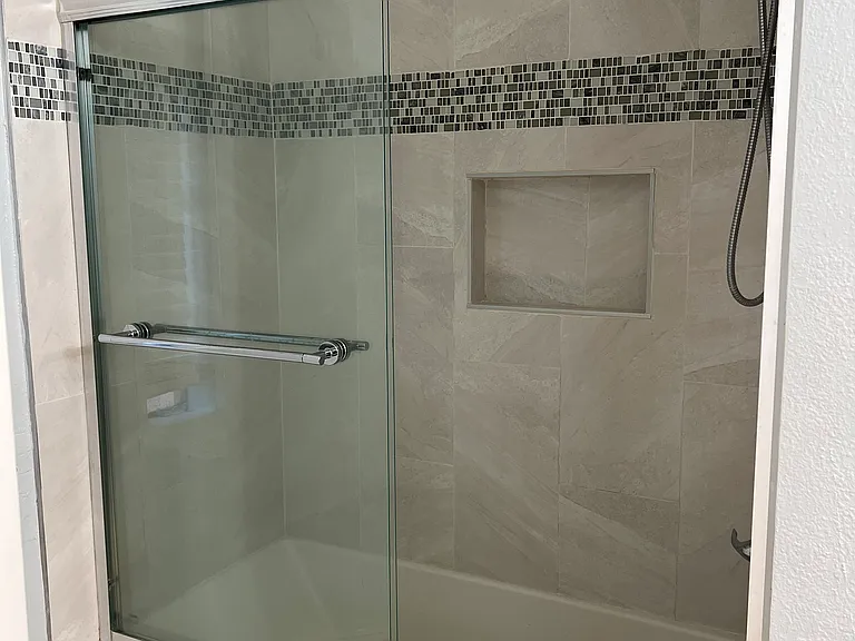 2732 Piedmont Ave #11 — Photo 19