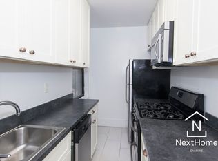 18916 37th Ave #16P, Flushing, NY 11358