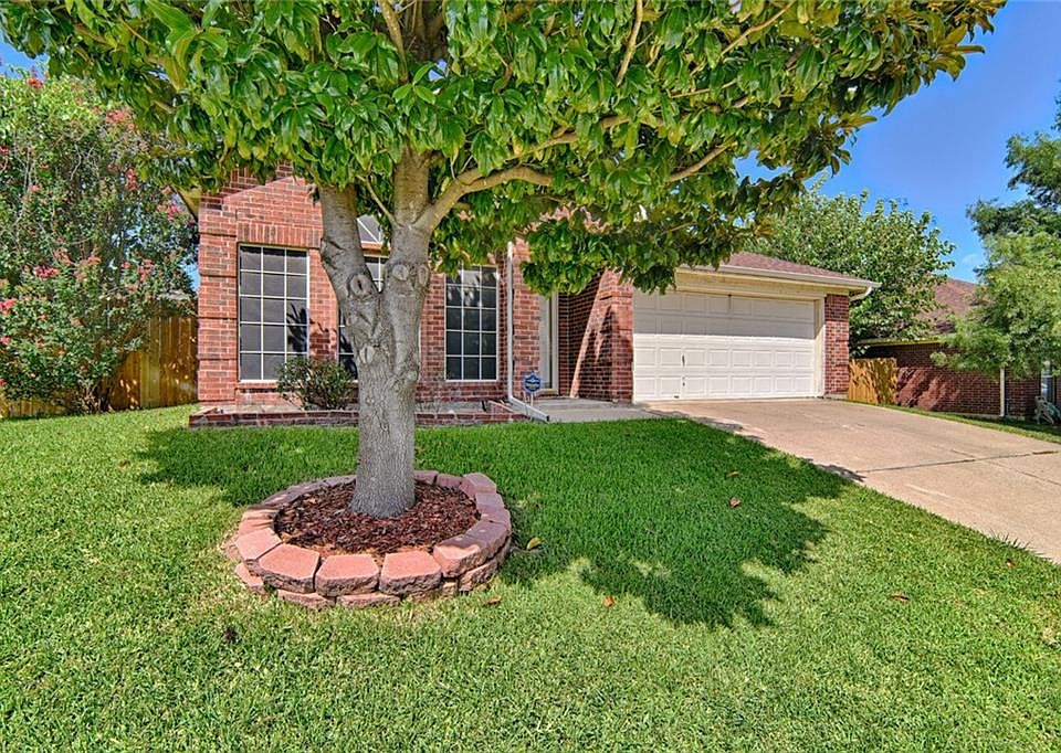 6200 Brookknoll Dr Arlington TX 76018 Zillow