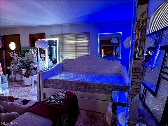 5th image of 237 Shields Rd