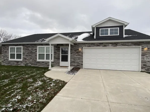 3190 W 63rd Ln, Merrillville, IN 46410