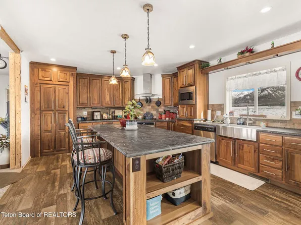 60 Summit Way, Thayne, WY 83127