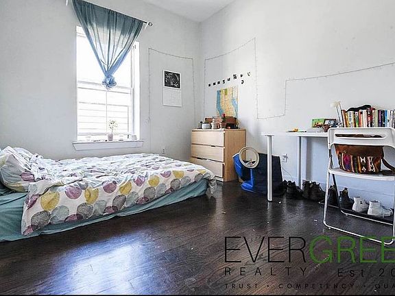2nd image of 151 Meserole St #2T