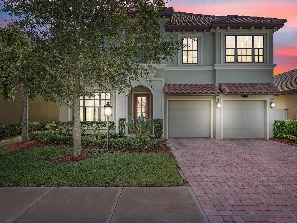 1st image of 329 Montecito Dr