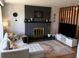 66 Victor Blvd, Hamilton, ON L9A 2V4