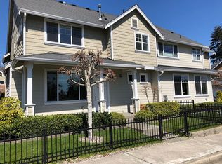 4016 NE 3rd Ct, Renton, WA 98056