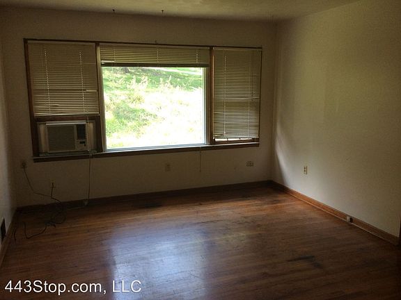 3rd image of 1509 Tupelo Pl APT 2