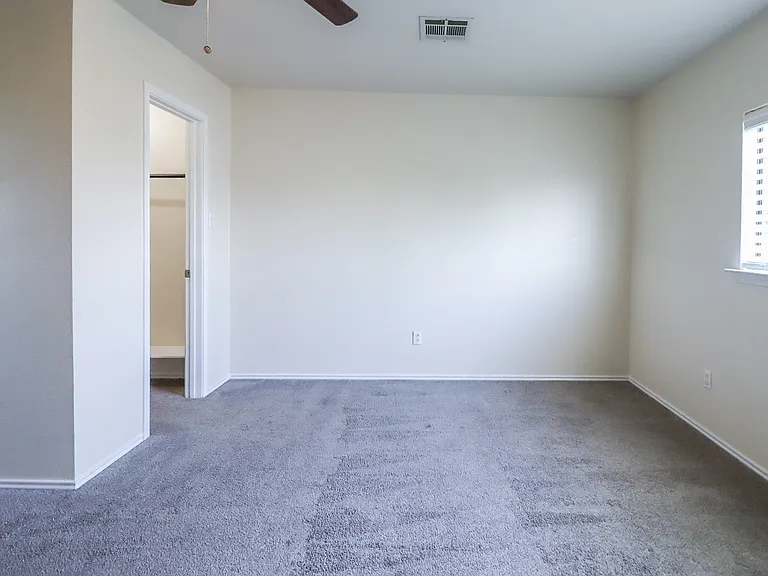 404 Jennifer Cir — Photo 28