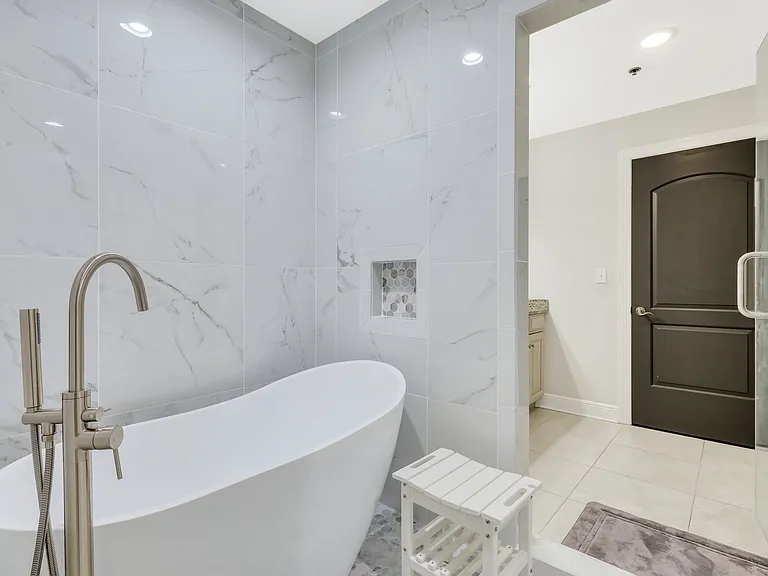 150 Salt Air Dr #204 — Photo 15
