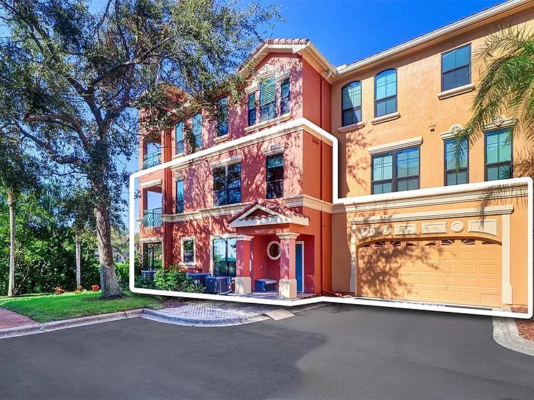 2757 Via Cipriani #1114A — Photo 2