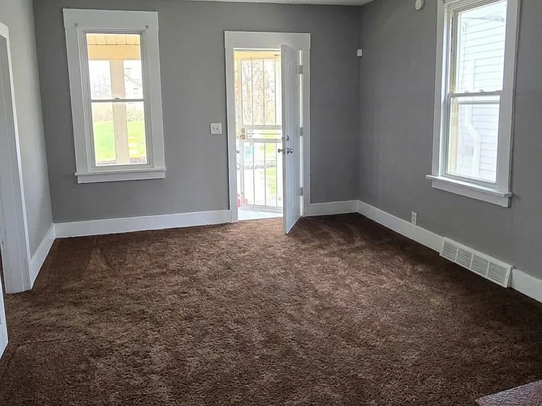 5022 Guy Ave — Photo 1