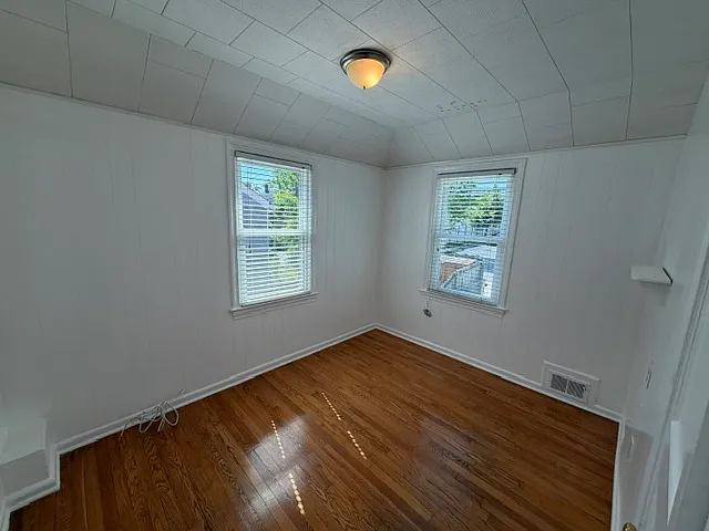 639 Emerson St NE — Photo 21