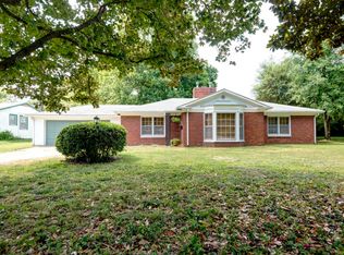 2141 E Wayland St, Springfield, MO 65804