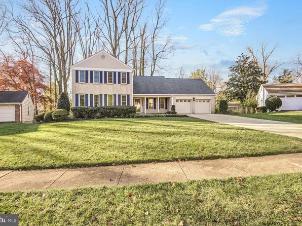 9707 Bunchberry Pl, Vienna, VA 22181