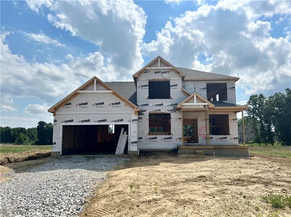 3774 Golden Wood Way, Uniontown, OH 44685