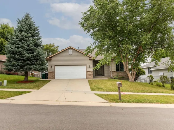 4609 5th St NW, Rochester, MN 55901
