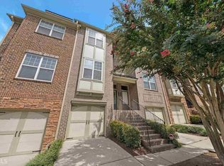 2047 Cobblestone Cir, Atlanta, GA 30319