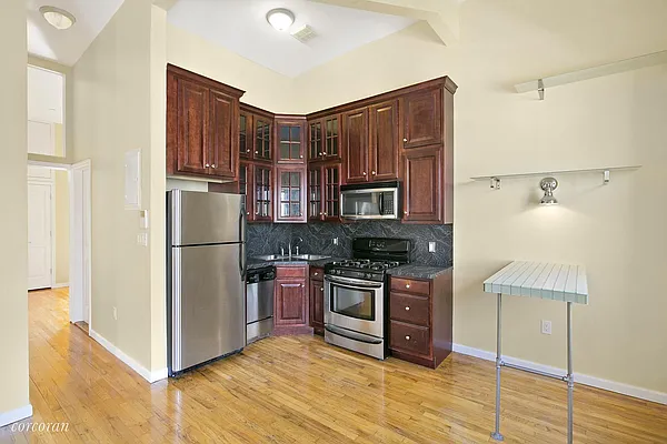 Rented by Corcoran | media 28