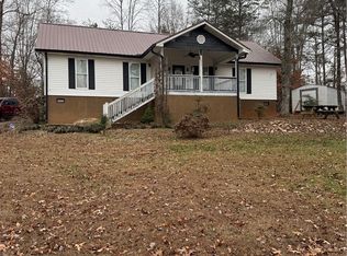 132 Rolling Hills Rd, Six Mile, SC 29682
