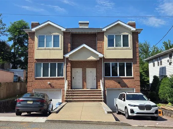 10 W Edsall Ave APT B, Palisades Park, NJ 07650