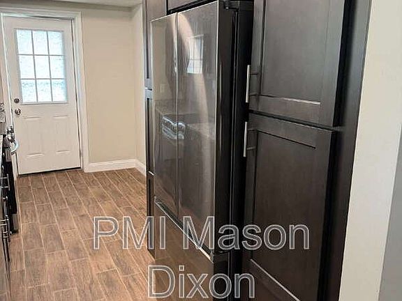 5th image of 330 Compton Ave