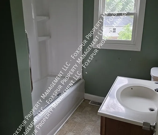 202 S Ayersville Rd — Photo 4