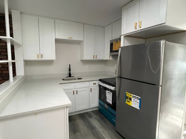 65 Parksville Rd #1