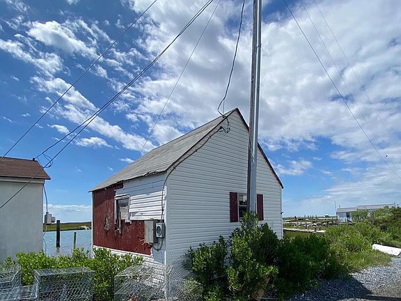 5th image of 3251 Marsh Rd