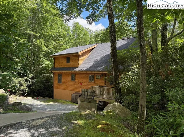 218 Ridgecrest Circle, Beech Mountain, NC 28604