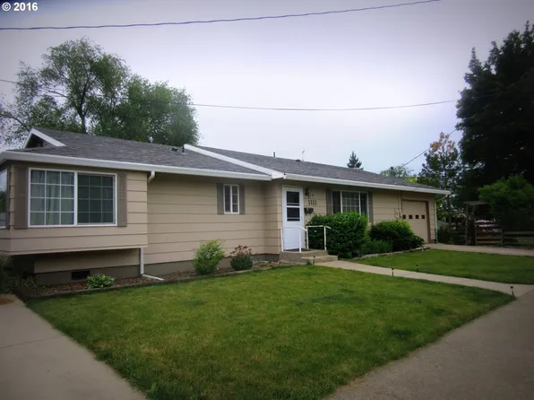 1111 West Ave, La Grande, OR 97850