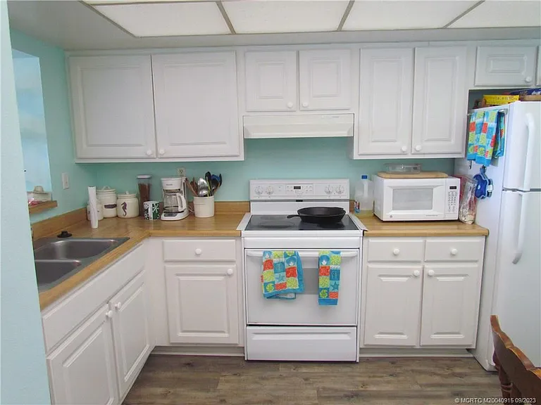9400 S Ocean Dr #504B — Photo 11