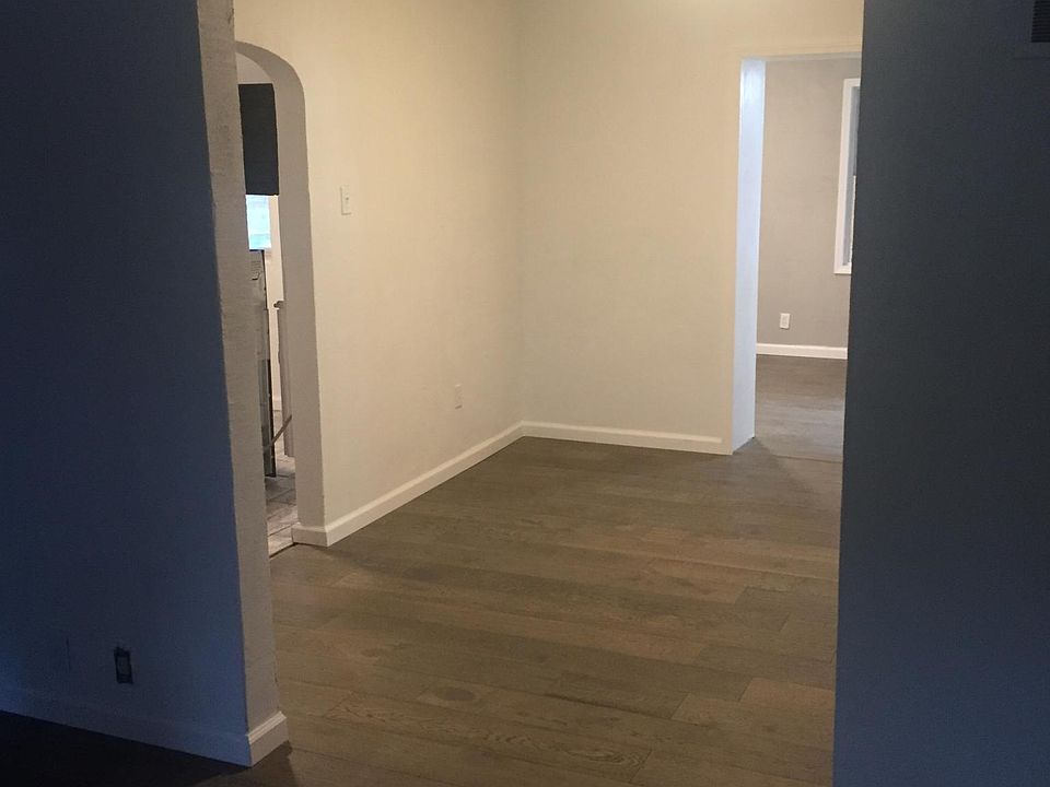 1st image of 26XX Dalton Ave