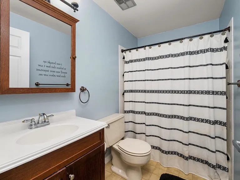 11825 N Fairwood Dr — Photo 25
