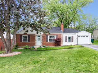 3 Springbrook Pl, Saint Louis, MO 63119