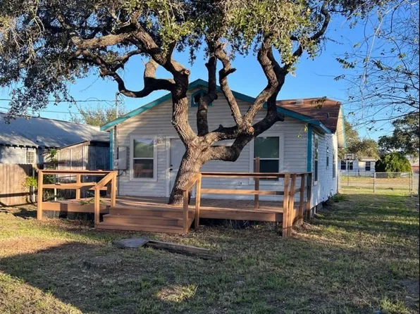 912 S Rife St, Aransas Pass, TX 78336