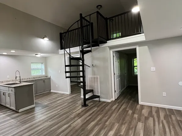 481 Dayton Ave, Crossville, TN 38555