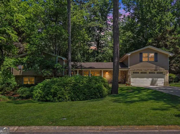1399 Altamont Dr, Decatur, GA 30033