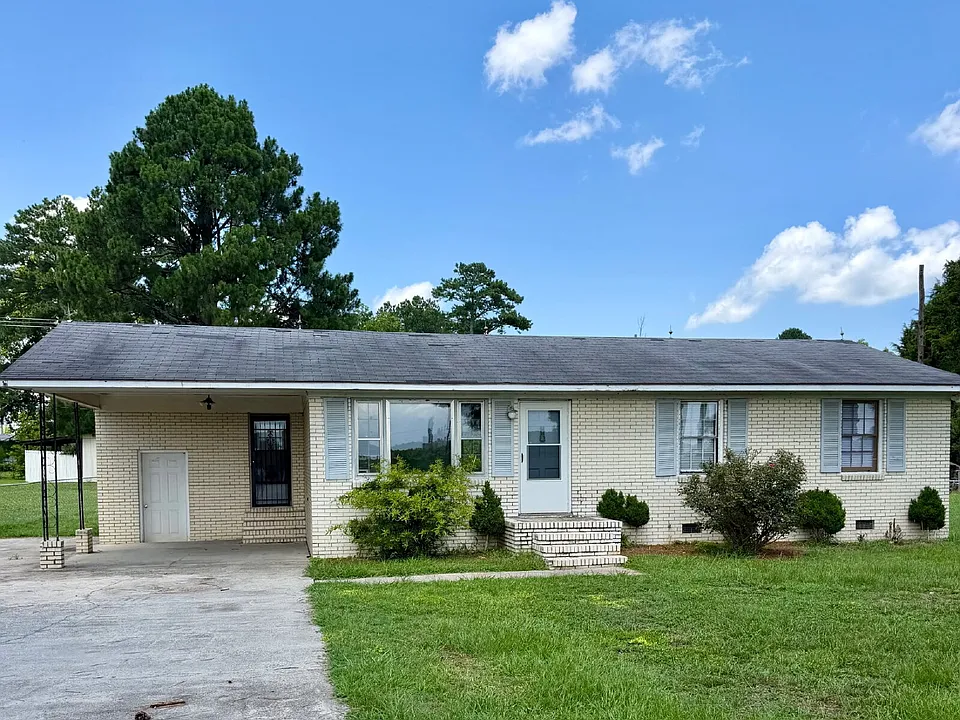450 Lees Country Club Rd