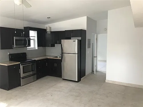 725 S 20th Ave #1 Photo 1
