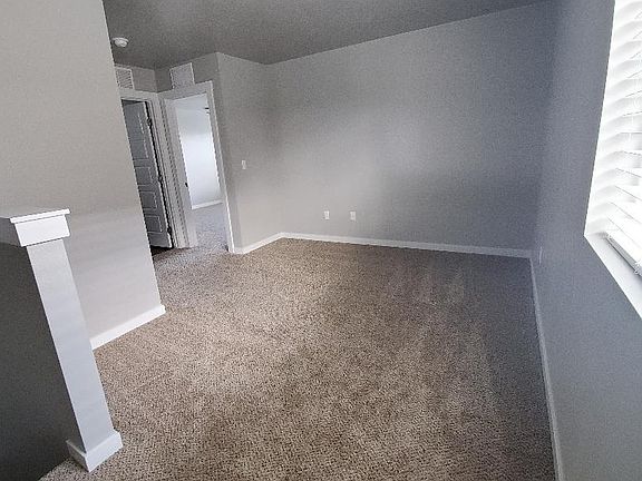 Upstairs loft/bonus room