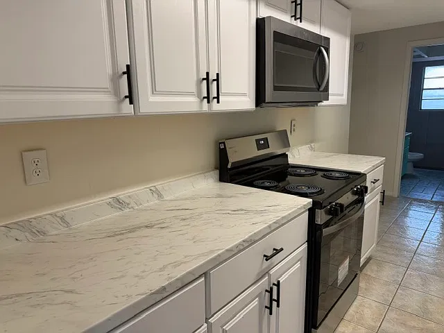 2 bed, 1103 sqft, $1,895 — Photo 4