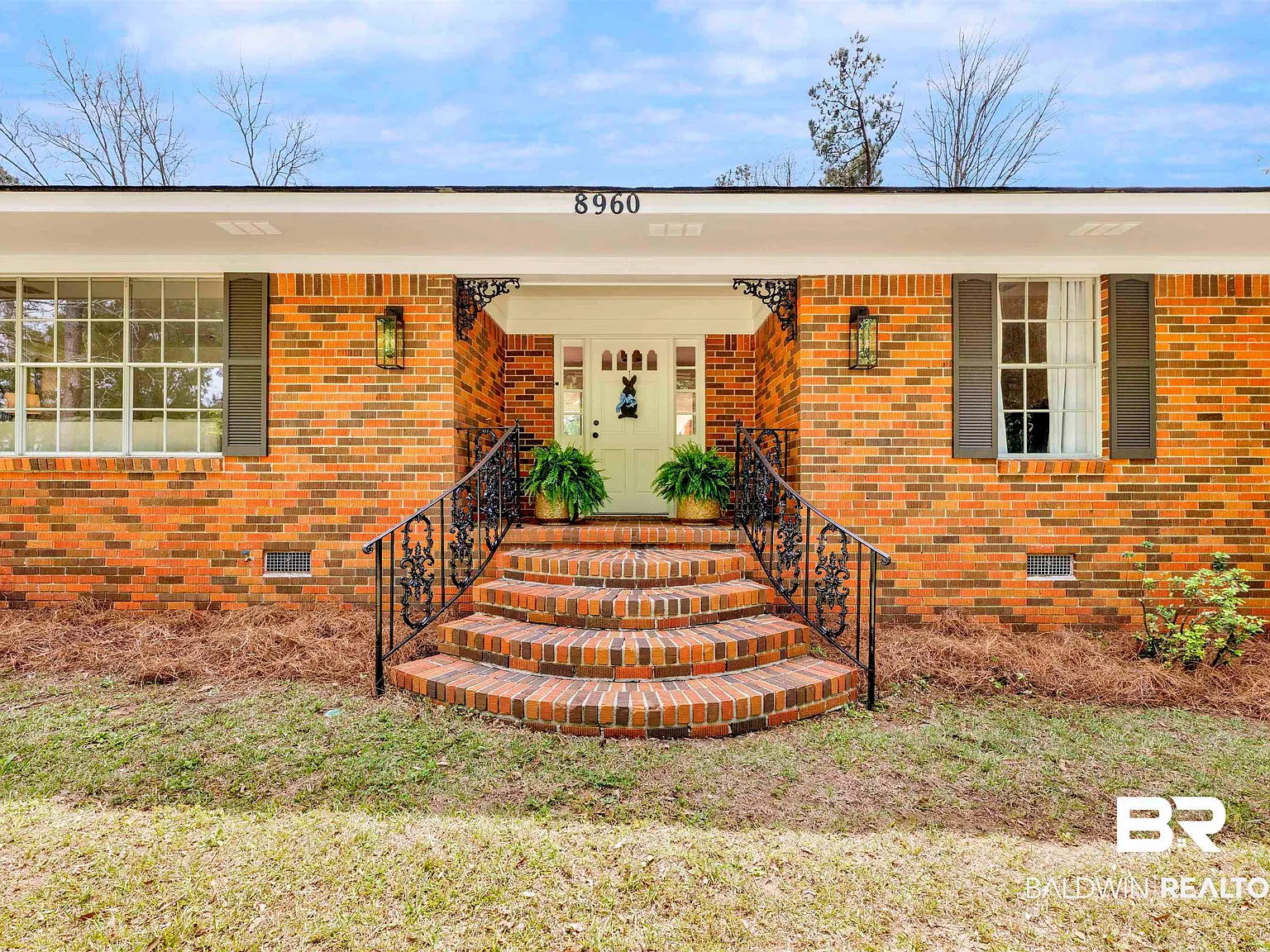 4 bed, 2.5 bath, 2731 sqft, $3,000 — Photo 3