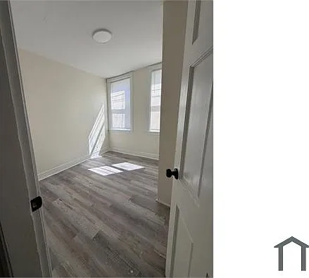 3553 Stouton St — Photo 6