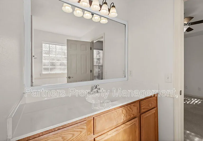 1257 Fox Run Ln — Photo 13