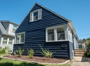 11127 S Trumbull Ave, Chicago, IL