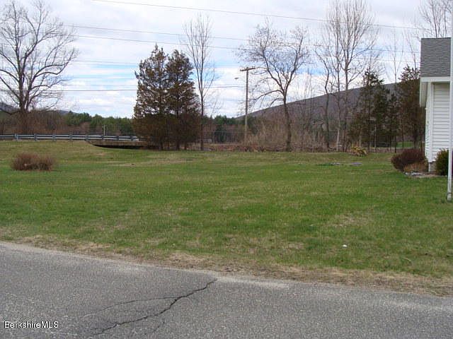 2nd image of 21 Stoneybrook Dr