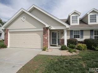 34 Willow Glen Dr, Saint Peters, MO